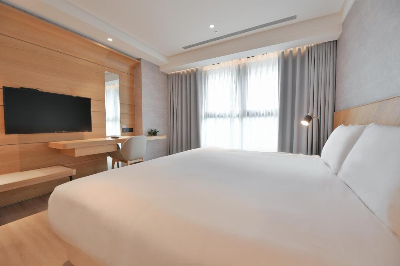 Check Inn Select New Taipei Sanchong Dış mekan fotoğraf