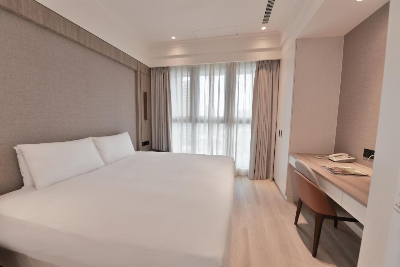 Check Inn Select New Taipei Sanchong Dış mekan fotoğraf