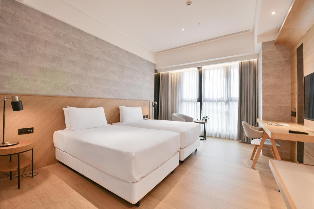Check Inn Select New Taipei Sanchong Dış mekan fotoğraf