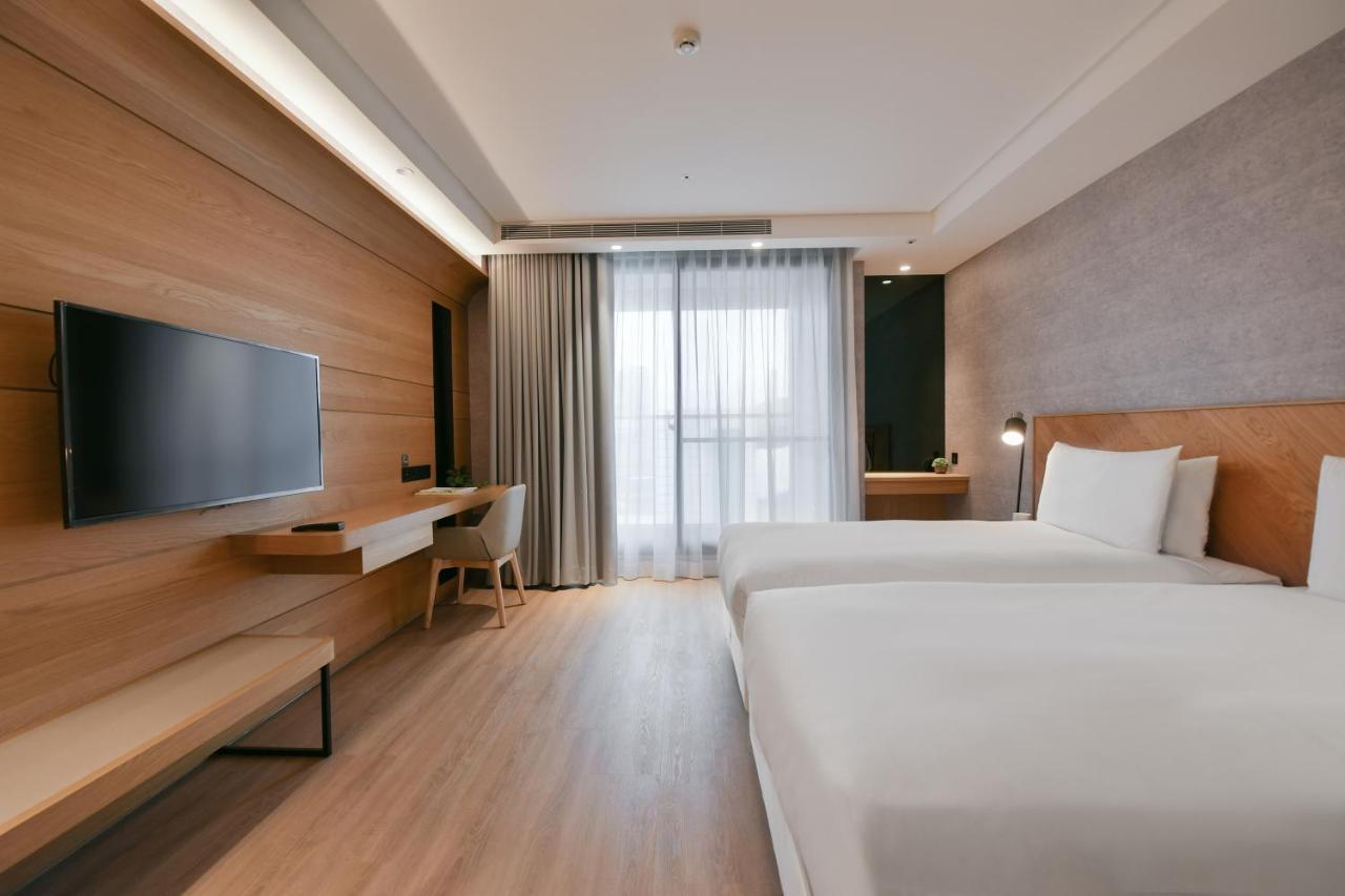 Check Inn Select New Taipei Sanchong Dış mekan fotoğraf