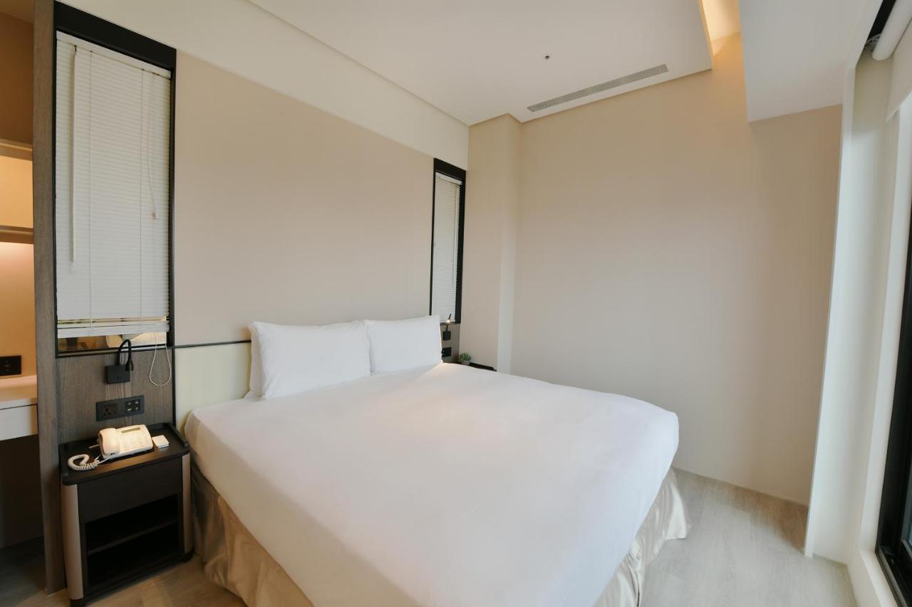 Check Inn Select New Taipei Sanchong Dış mekan fotoğraf