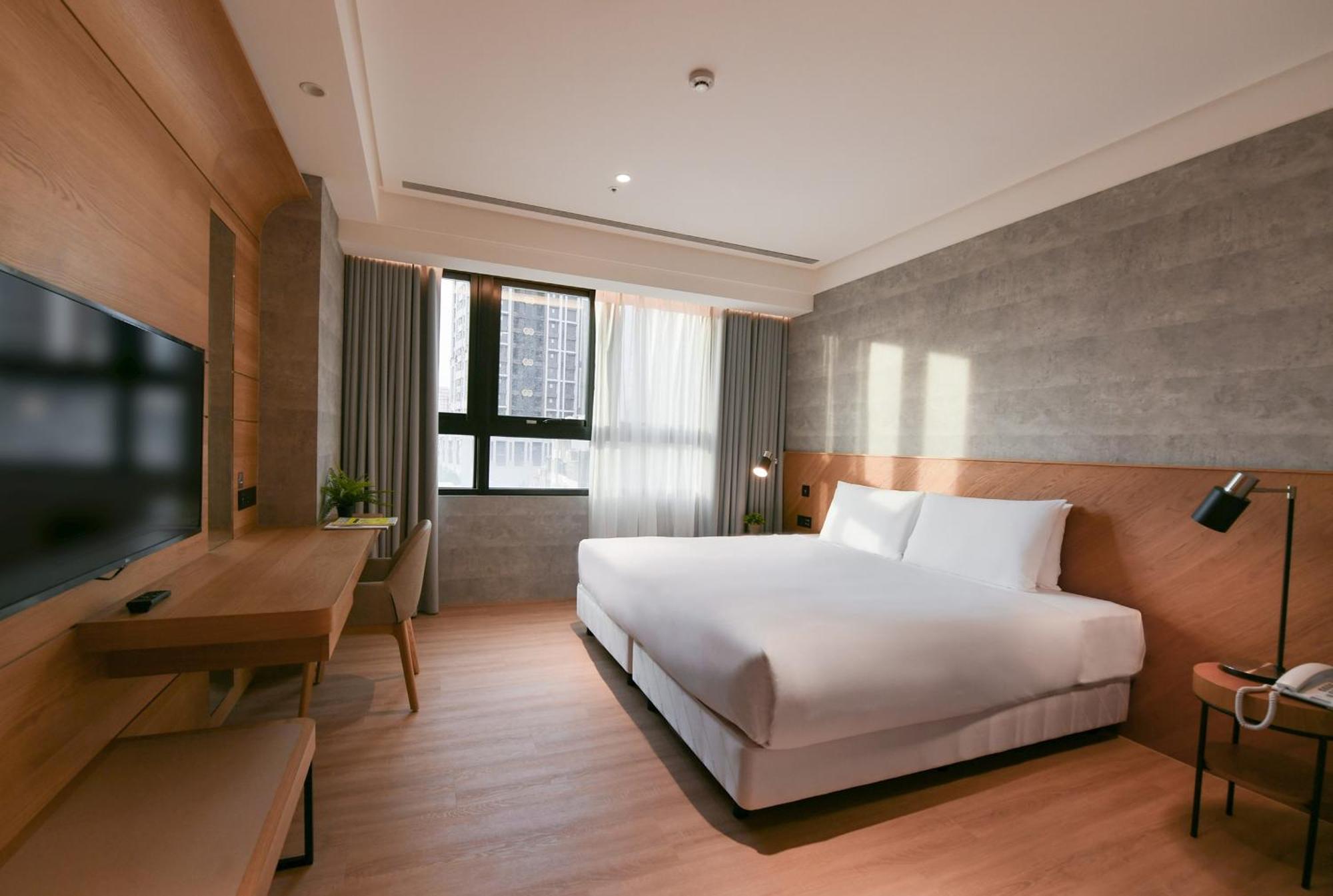 Check Inn Select New Taipei Sanchong Dış mekan fotoğraf