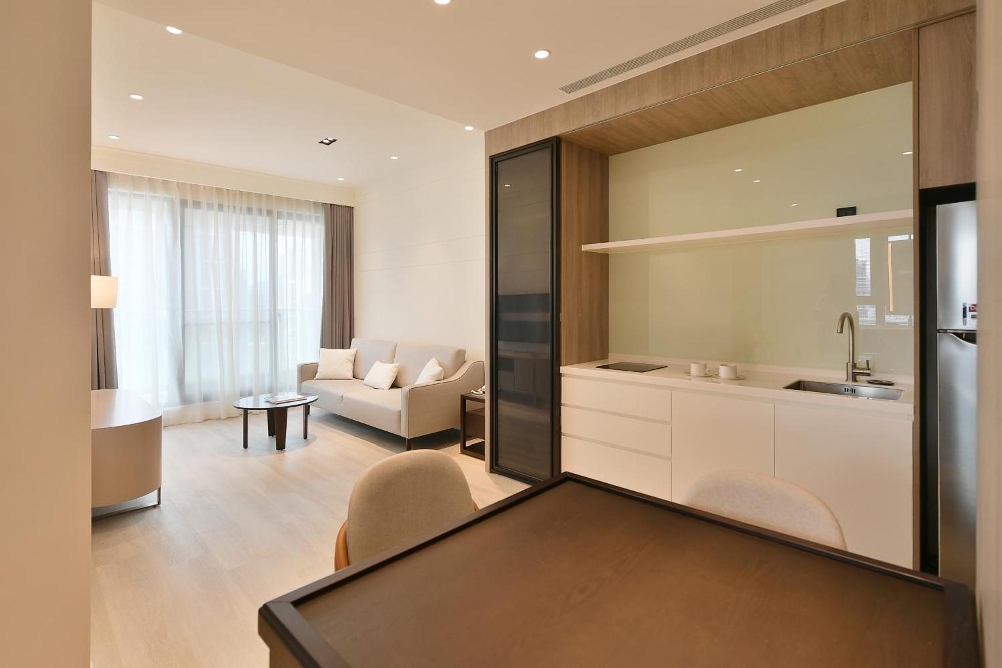 Check Inn Select New Taipei Sanchong Dış mekan fotoğraf